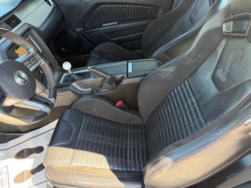 Used 2014 Ford Mustang Shelby GT500 w/ Equipment Group 821A RWD image 17