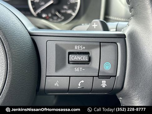 Certified 2024 Nissan Rogue SV w/ SV Premium Package FWD image 40