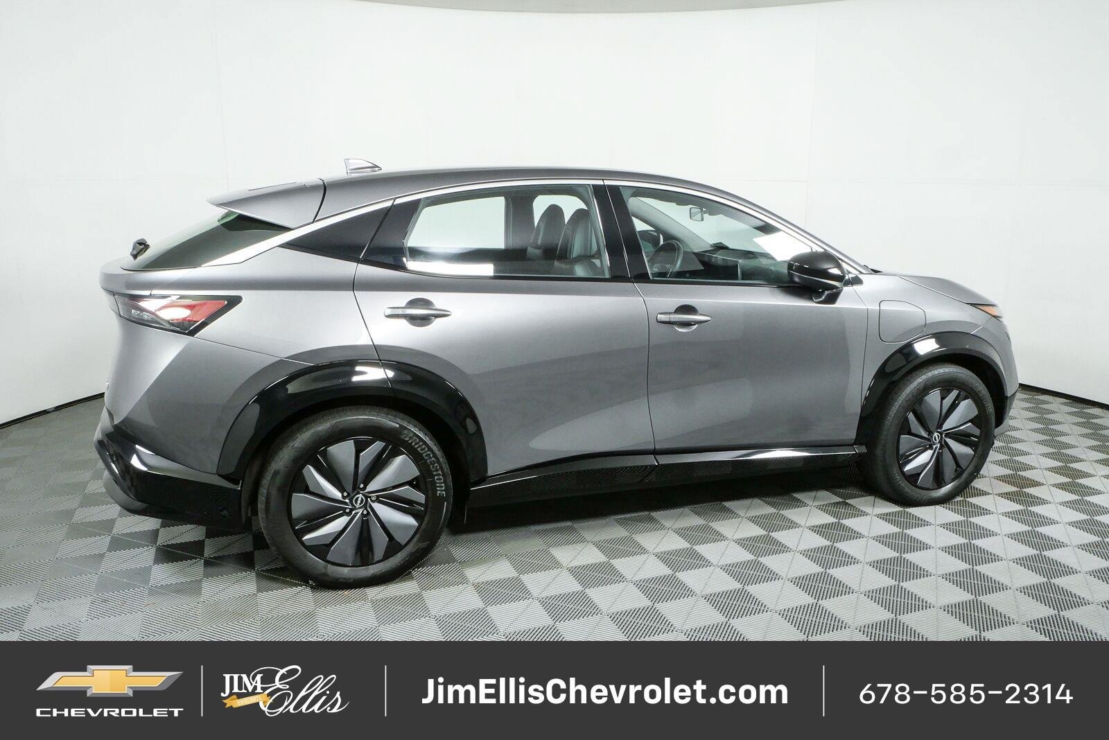Used 2023 Nissan Ariya FWD image 2