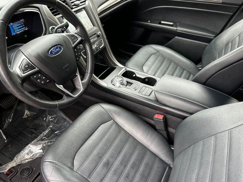 Used 2017 Ford Fusion Energi SE FWD image 11