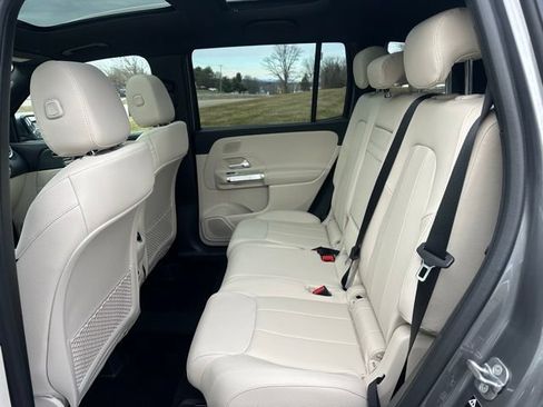New 2026 Mercedes-Benz GLB 250 4MATIC image 21