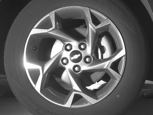 Used 2025 Chevrolet Trax LT FWD image 13