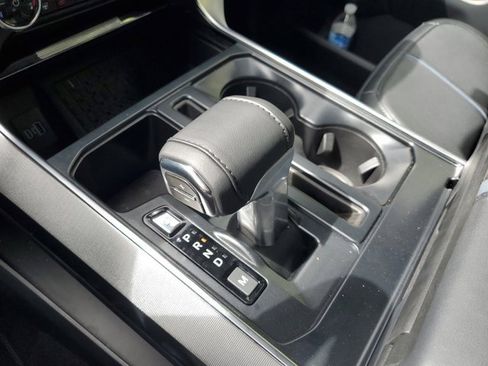 Used 2024 Ford F150 Platinum w/ FX4 Off-Road Package image 29