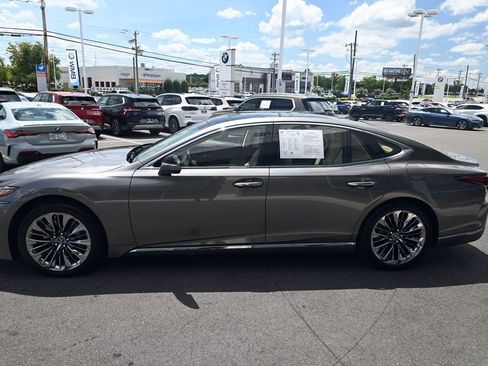 Used 2018 Lexus LS 500 AWD w/ Luxury Package image 15