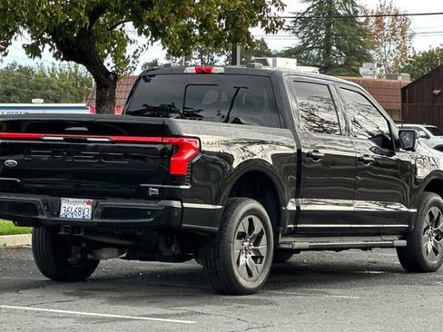 Used 2023 Ford F150 Lightning Lariat w/ Max Trailer Tow Package image 3