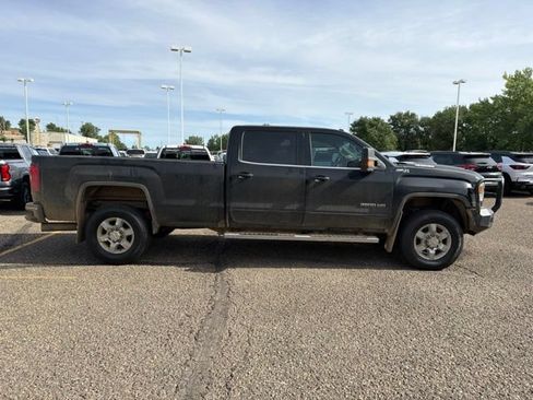 Used 2019 GMC Sierra 3500 SLE w/ SLE Preferred Package AWD/4WD image 9