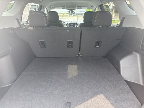 Used 2023 GMC Terrain SLE w/ Driver Convenience Package AWD/4WD image 5