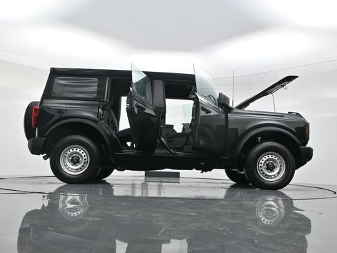 Used 2025 Ford Bronco 4-Door AWD/4WD image 58