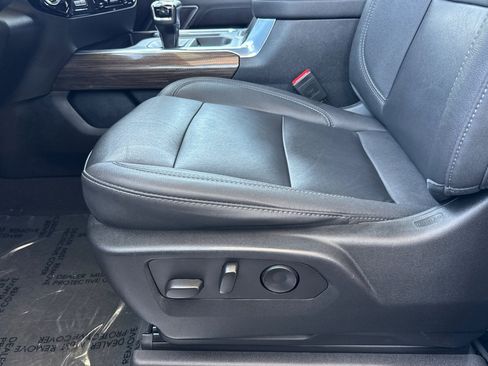 Used 2023 Chevrolet Silverado 1500 RST w/ Convenience Package II RWD image 15
