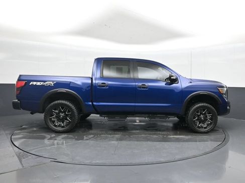 Used 2021 Nissan Titan PRO-4X w/ Pro-4x Convenience Package AWD/4WD image 23