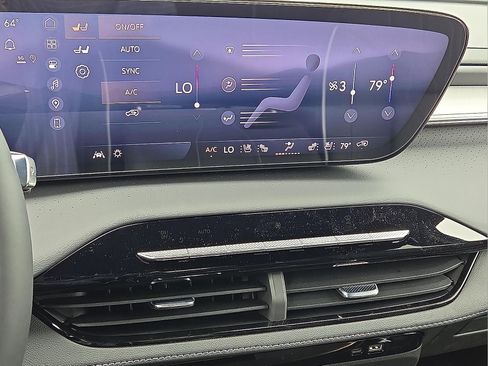 New 2026 Buick Enclave Avenir AWD/4WD image 21