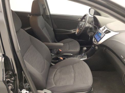 Used 2017 Hyundai Accent SE FWD image 21