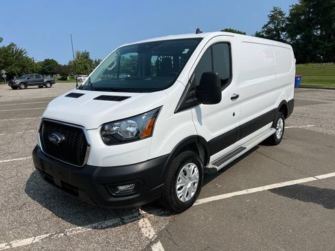 Used 2025 Ford Transit 250 Low Roof w/ Exterior Upgrade Package RWD image 5