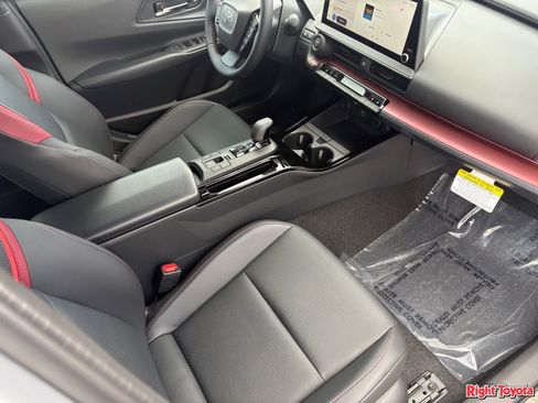 New 2026 Toyota Prius Plug-In Hybrid FWD image 15