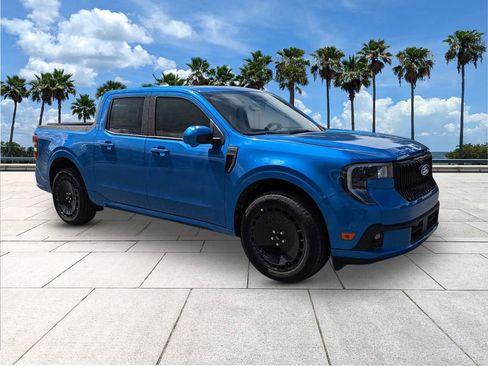 New 2025 Ford Maverick Lobo image 2