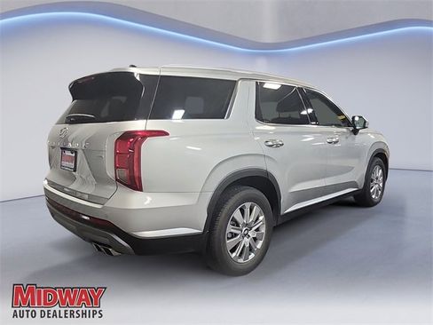 Used 2023 Hyundai Palisade SEL w/ Cargo Package image 5