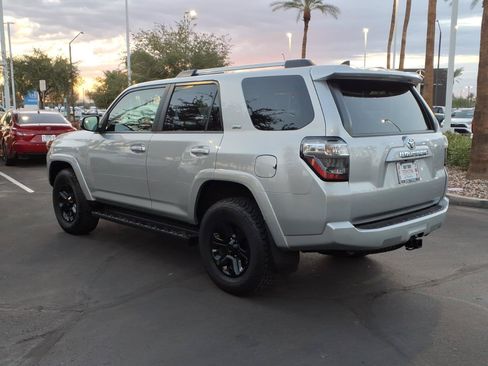 Certified 2023 Toyota 4Runner SR5 AWD/4WD image 6