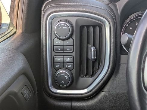 Used 2021 Chevrolet Silverado 1500 LT Trail Boss image 24