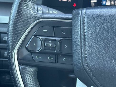 Used 2024 Toyota Tacoma SR5 w/ SR5 Upgrade Package AWD/4WD image 28