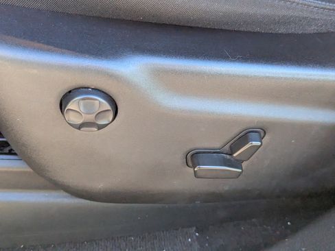 Used 2022 Dodge Durango GT image 21