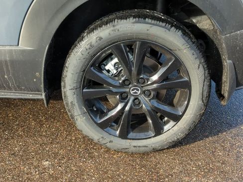 Certified 2025 MAZDA CX-30 2.5 Turbo w/ Premium Package image 12