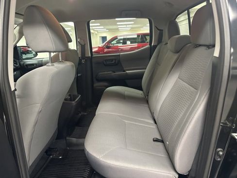 Certified 2019 Toyota Tacoma SR w/ SR Convenience Package image 21