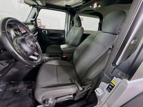 Used 2021 Jeep Wrangler Sport AWD/4WD image 24