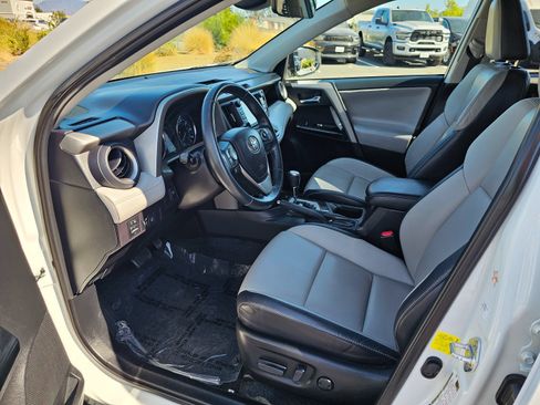 Used 2018 Toyota RAV4 Limited w/ Advanced Technology Package FWD image 16