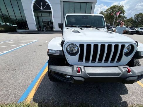 Used 2021 Jeep Wrangler Unlimited Rubicon w/ Xtreme Recon 35" Tire Package AWD/4WD image 4