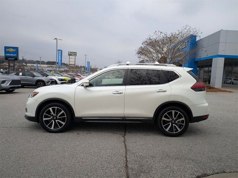 Used 2020 Nissan Rogue SL w/ Premium Package image 5