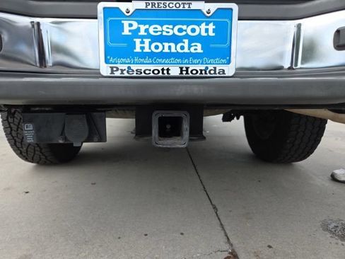 Used 2017 Nissan Frontier SV w/ SV Value Truck Package RWD image 19
