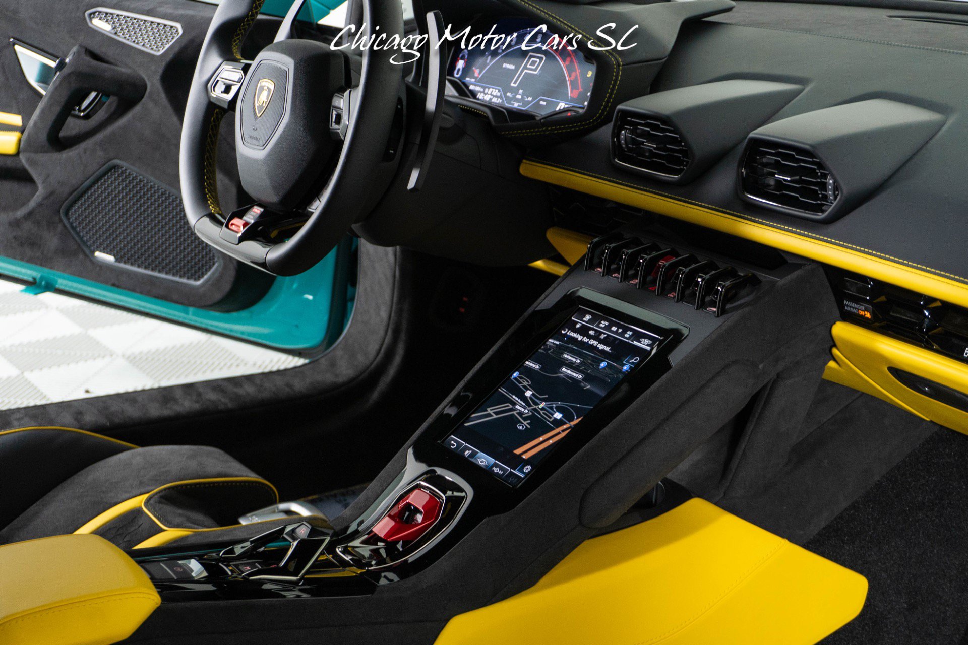 Used 2024 Lamborghini Huracan Tecnica RWD image 35