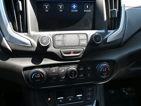 Used 2019 GMC Terrain SLT w/ Preferred Package FWD image 23