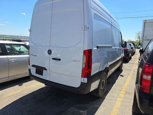 Used 2024 Mercedes-Benz Sprinter 144 Cargo w/ Acoustic Package image 4