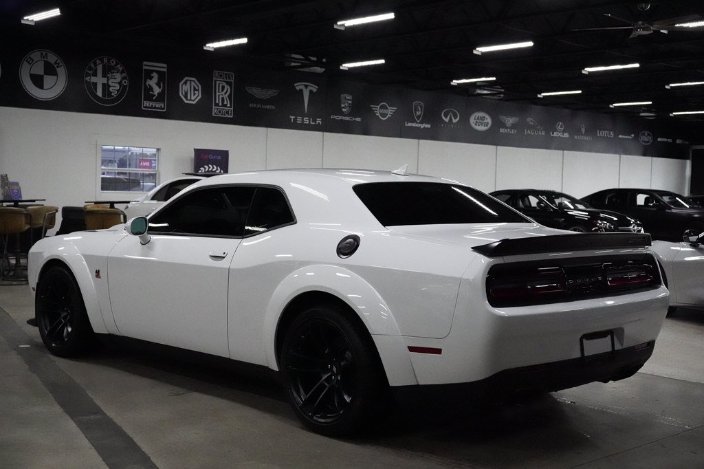Used 2023 Dodge Challenger R/T Scat Pack RWD image 3