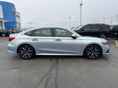 Used 2022 Honda Civic EX image 12