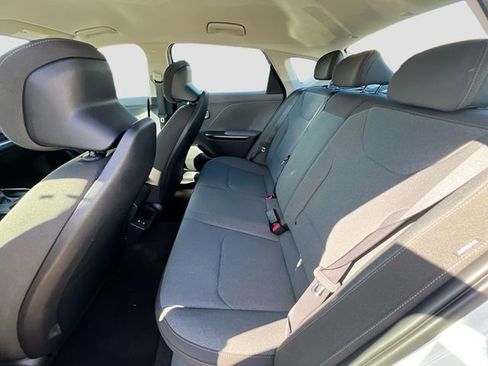 New 2026 Kia K4 LXS image 21