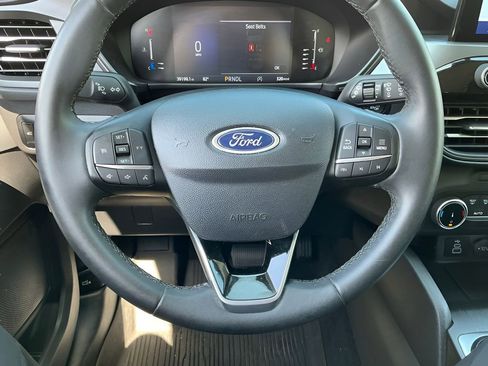 Certified 2024 Ford Escape Active FWD image 30