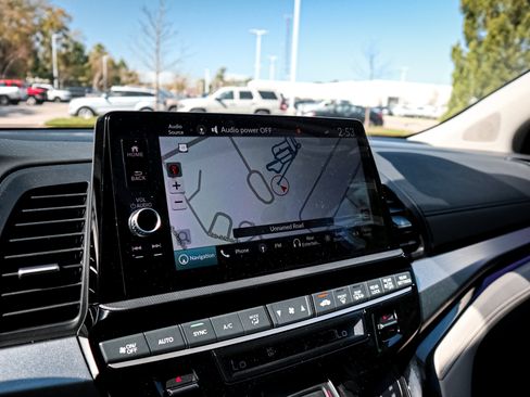 New 2026 Honda Odyssey Touring image 23
