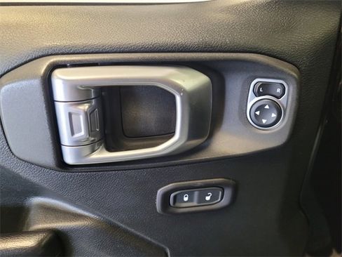 Used 2020 Jeep Wrangler Unlimited Sport S image 27