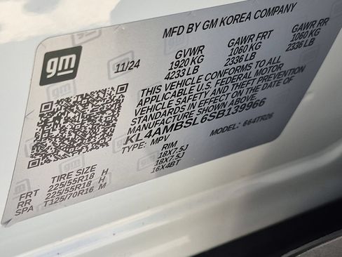 Used 2025 Buick Encore GX Preferred FWD image 37