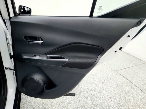 Used 2024 Nissan Kicks SV image 27