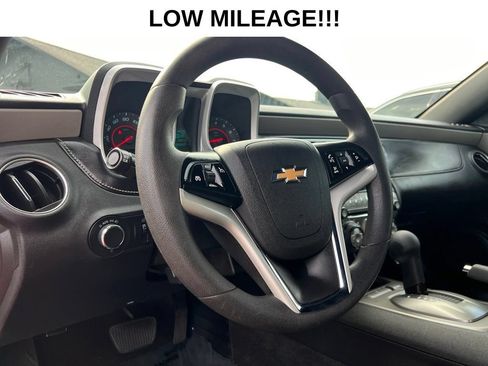 Used 2015 Chevrolet Camaro LS RWD image 40