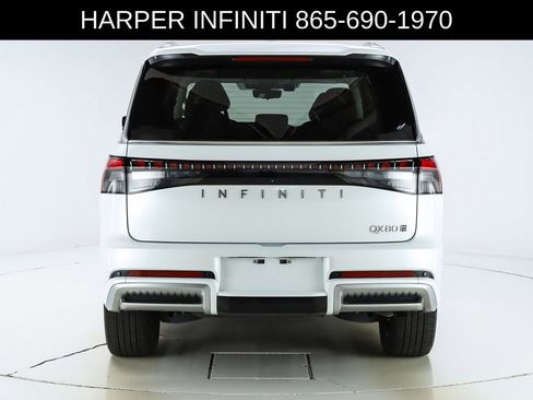 Used 2025 INFINITI QX80 Sensory AWD/4WD image 9
