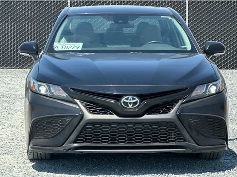 Used 2023 Toyota Camry SE FWD image 11