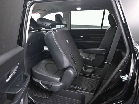 Used 2024 Toyota Grand Highlander AWD image 27