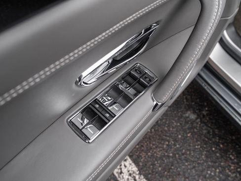 Used 2018 Bentley Flying Spur V8 image 27