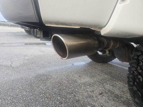 Used 2015 Ford F250 Lariat w/ Lariat Ultimate Package image 14