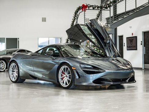 Used 2018 McLaren 720S Performance image 8