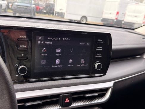 Used 2022 Kia K5 LXS image 5